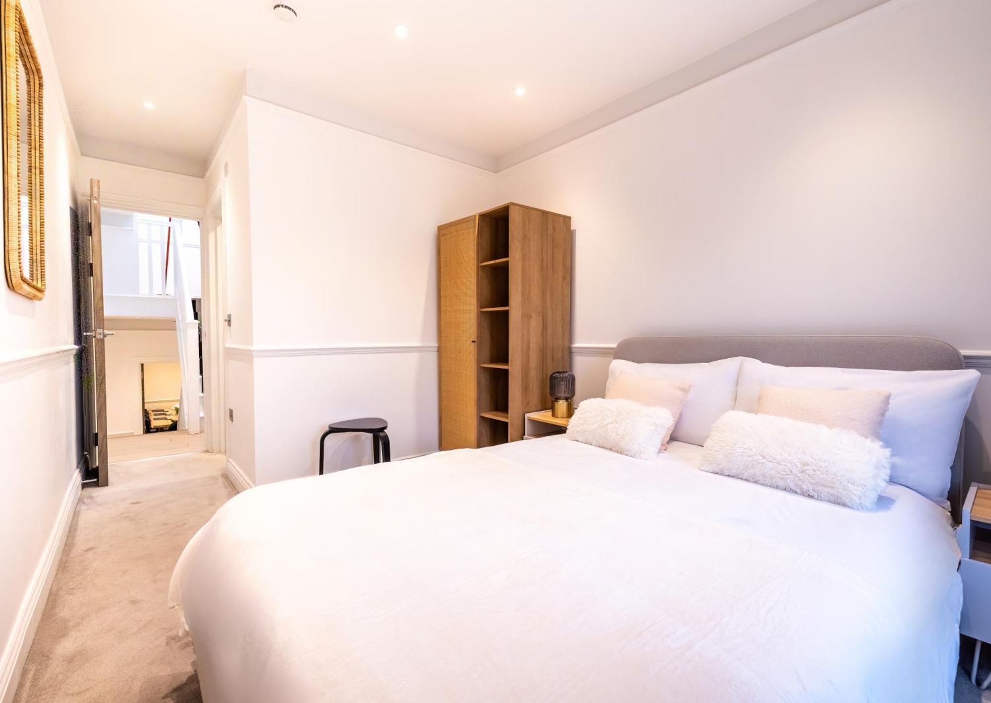 The Stanley Apartment Teddington Exterior foto